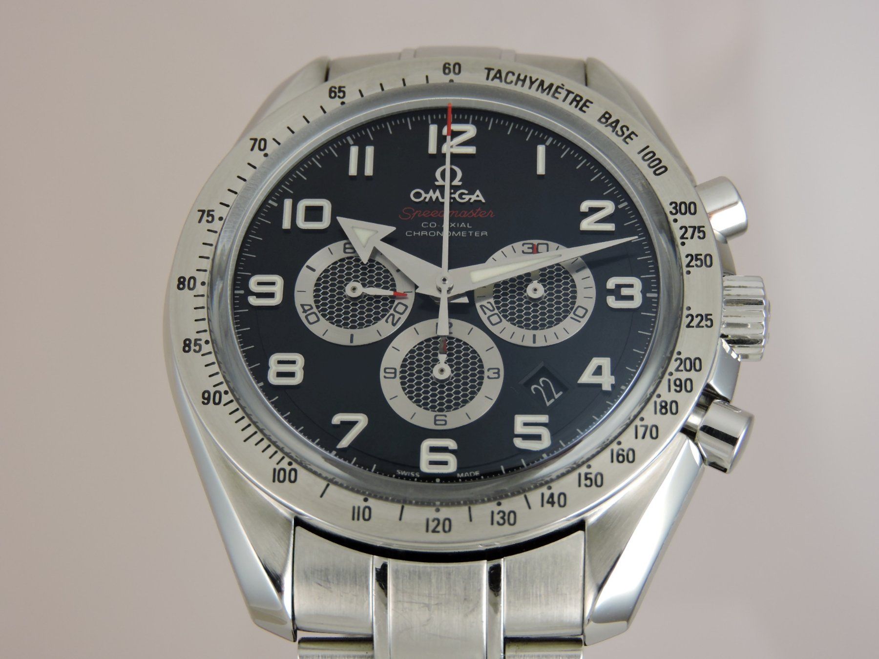 Omega Orologi: 2014 Omega Speedmaster Broad Arrow 44.25mm - Serviced, B&P – Usato da Bern venduto da Vintage-Oyster 4