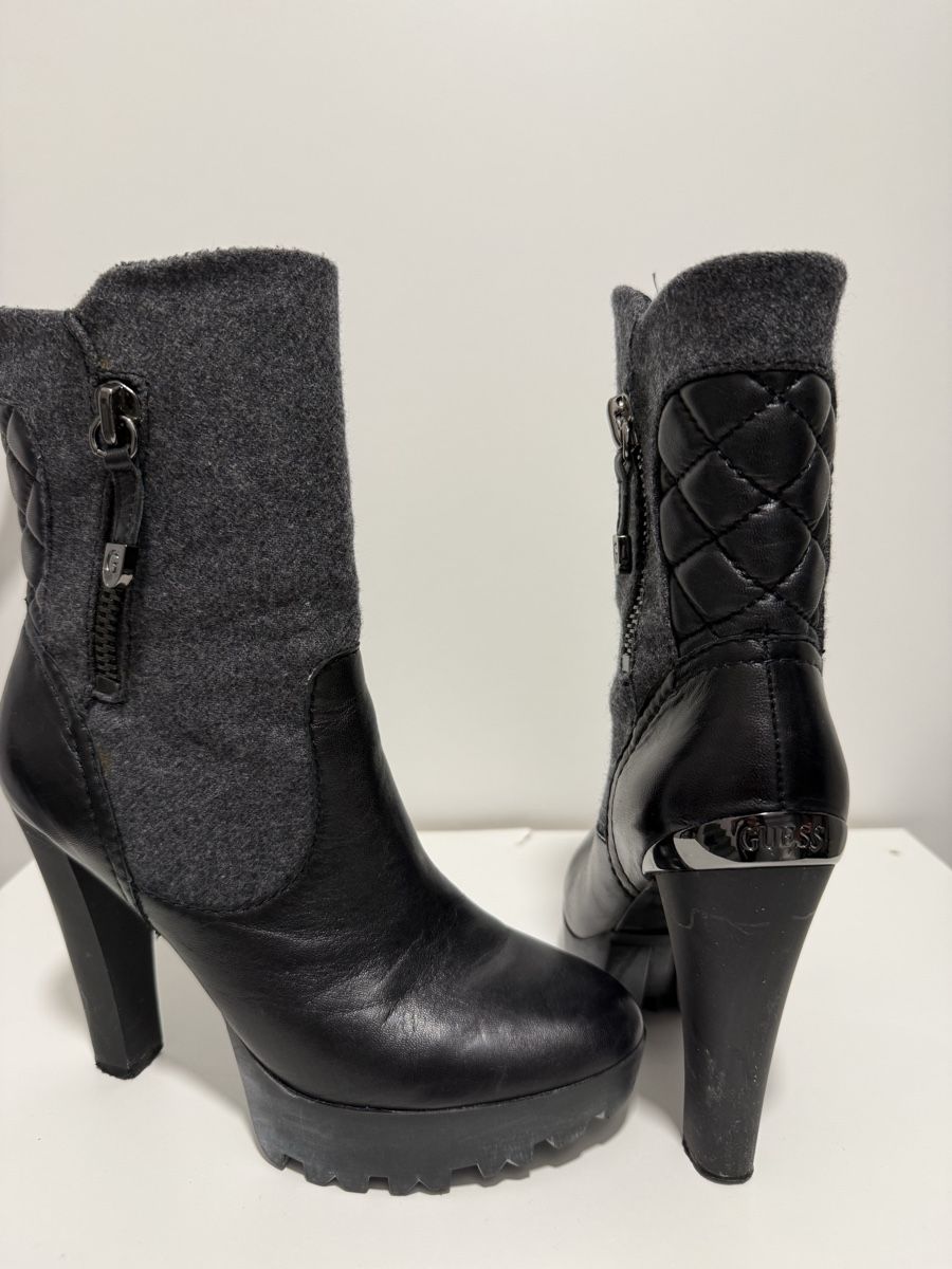 Scarpe da donna: GUESS Stiefeletten Plateau Stiefeletten – Usato da Buchs ZH venduto da KittyInStyle 1