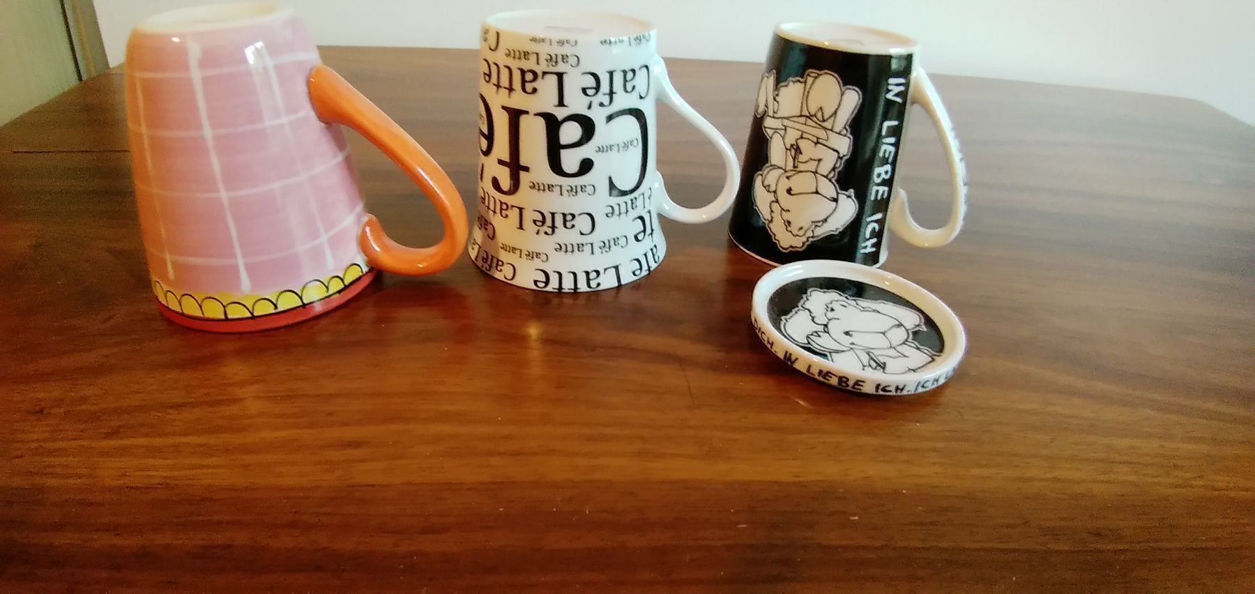 Globus Tassen: 3 Porzellan Mug / Becher – Neu (gemäss Beschreibung) aus Zuerich von lichti 2