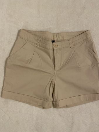 Short beige