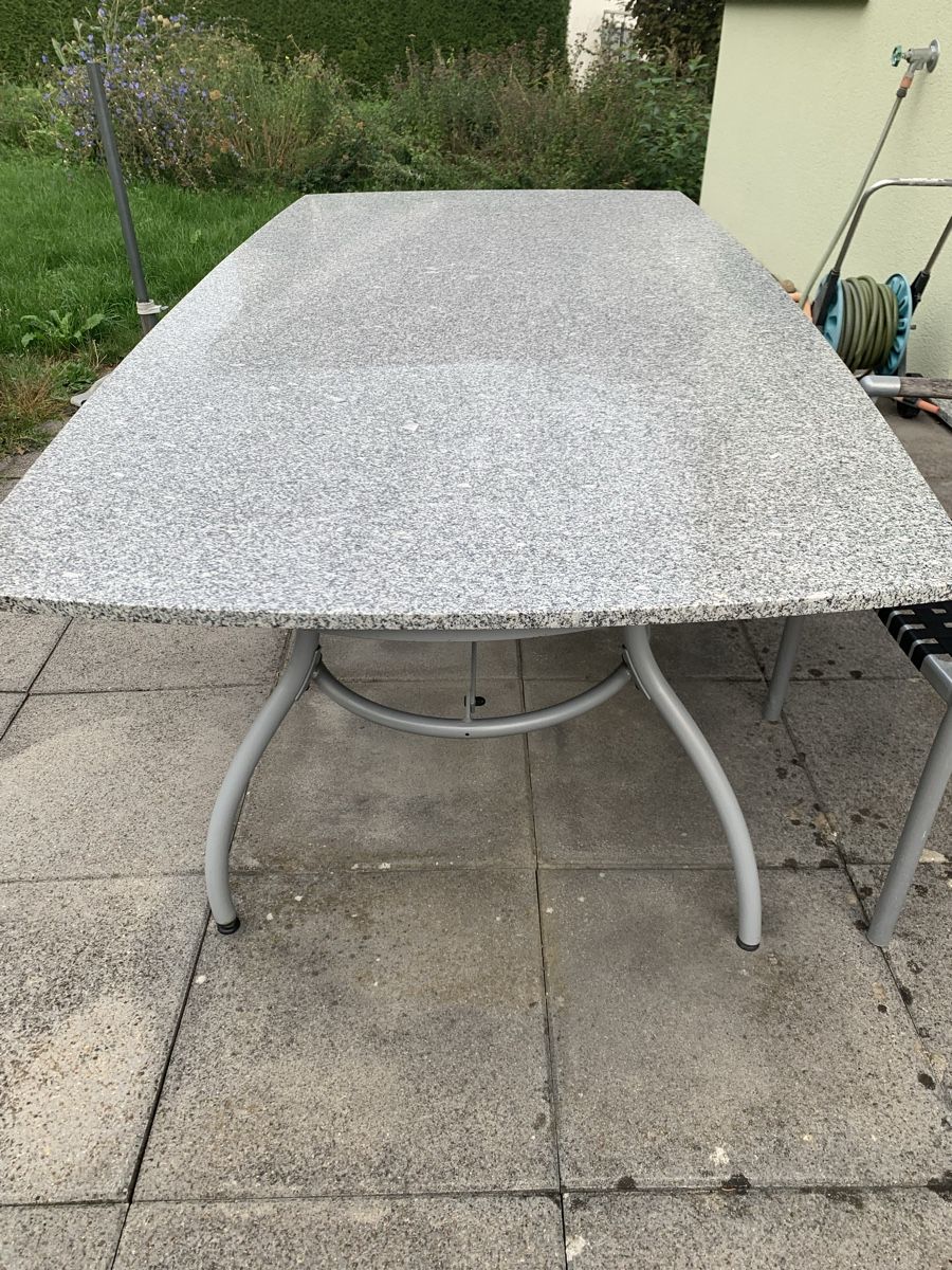Tische: Gartentisch Granitplatte – Gebraucht aus Herisau von the_2fns 4