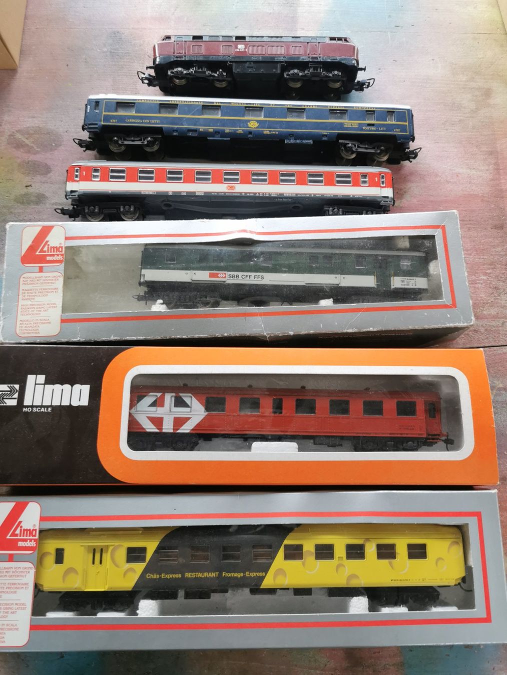Lima Modellini di ferrovie: Lima Zug – Usato da Waltenschwil venduto da Nitsud