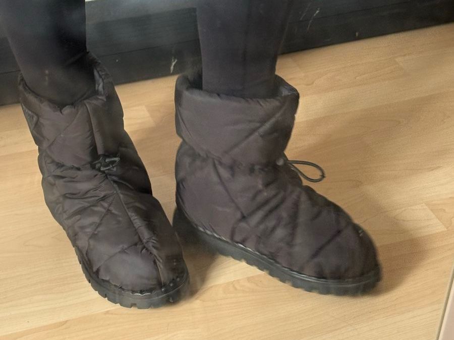 Prada Scarpe da donna: Prada ReNylon boots 39 – Usato da Birmensdorf ZH venduto da elibela
