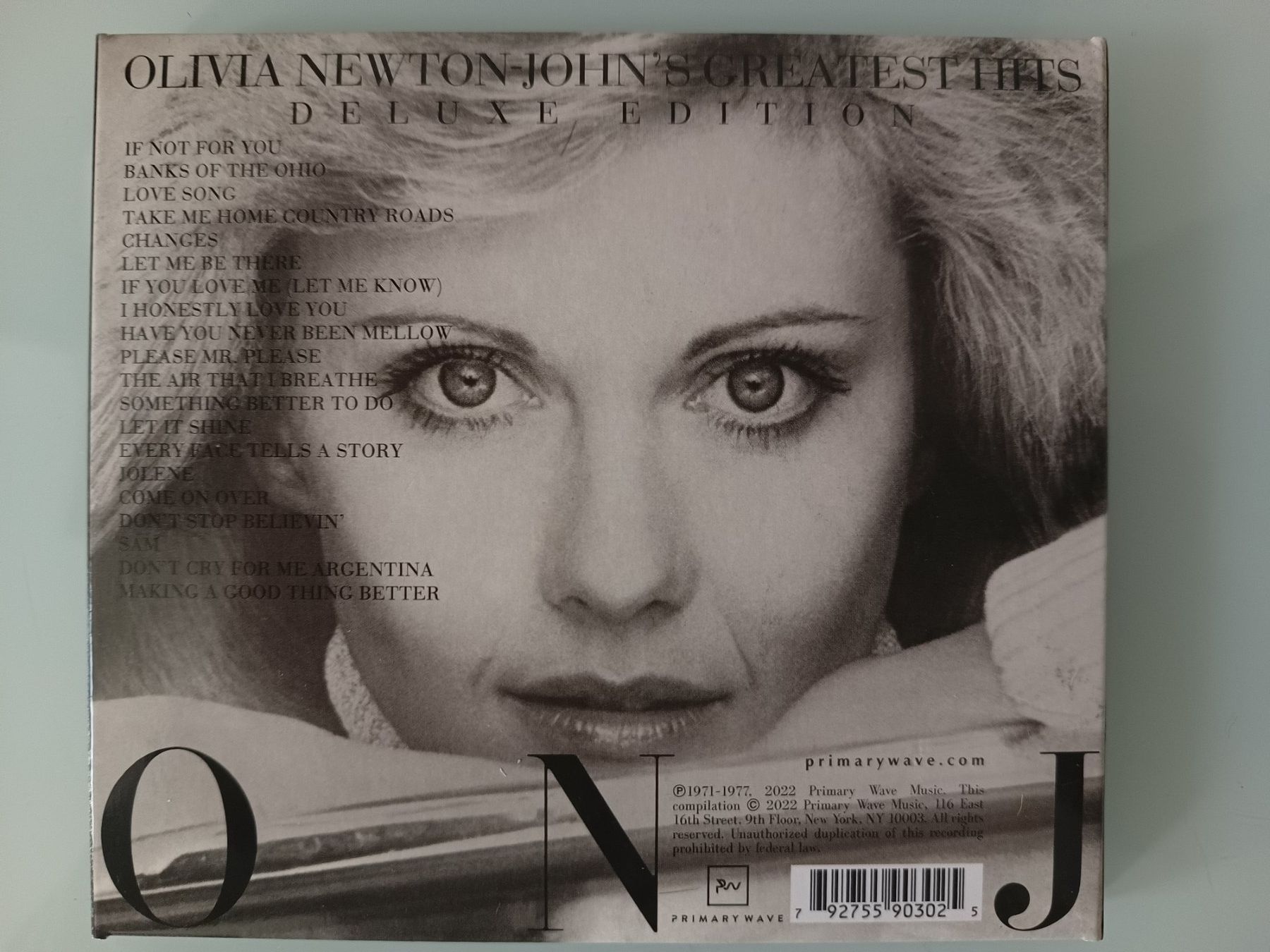 CD: OLIVIA NEWTON JOHN - Greatest Hits - CD – Usato da Mels venduto da akaBella 1
