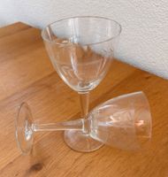 2 Vintage Weingläser Kristallglas geschliffen Dekor Rarität