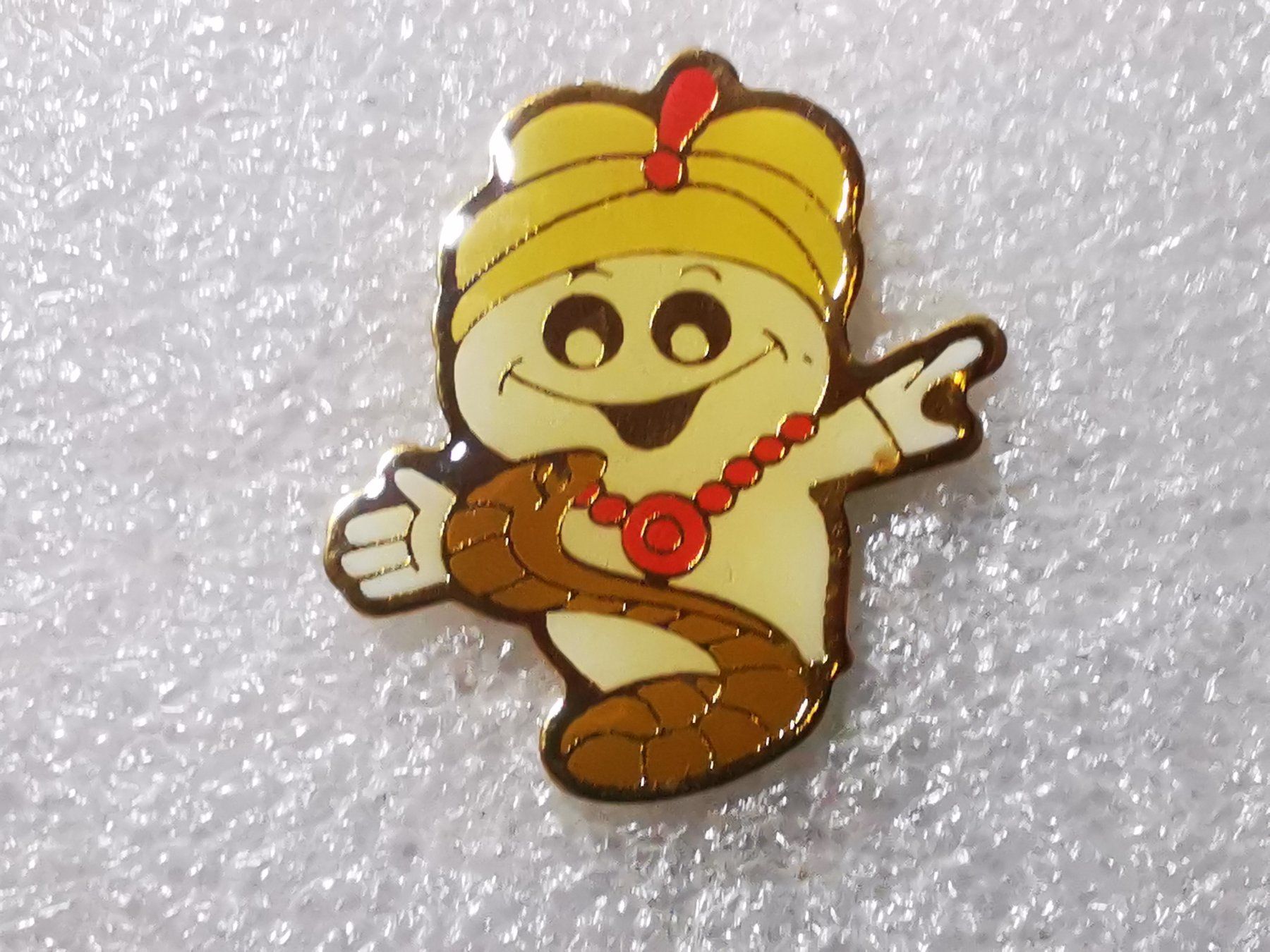 Placchette & Badge: Ansteckpin 114: Maga Bio – Usato da Oppligen venduto da Pin-Fall-Shop