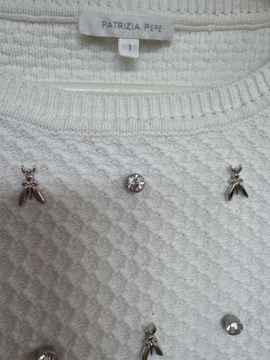 Patrizia Pepe Maglioni & Felpe: PWeisser Strickpullover  mit Ziersteinen, Grösse S, Top! – Usato da Aesch BL venduto da Valeria2025 2