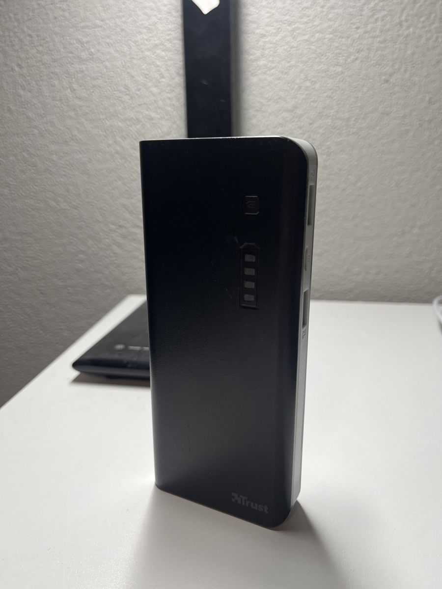 Akkus: Trust Powerbank 13'000 mAh – Gebraucht aus Wohlen AG von Eren_C 1