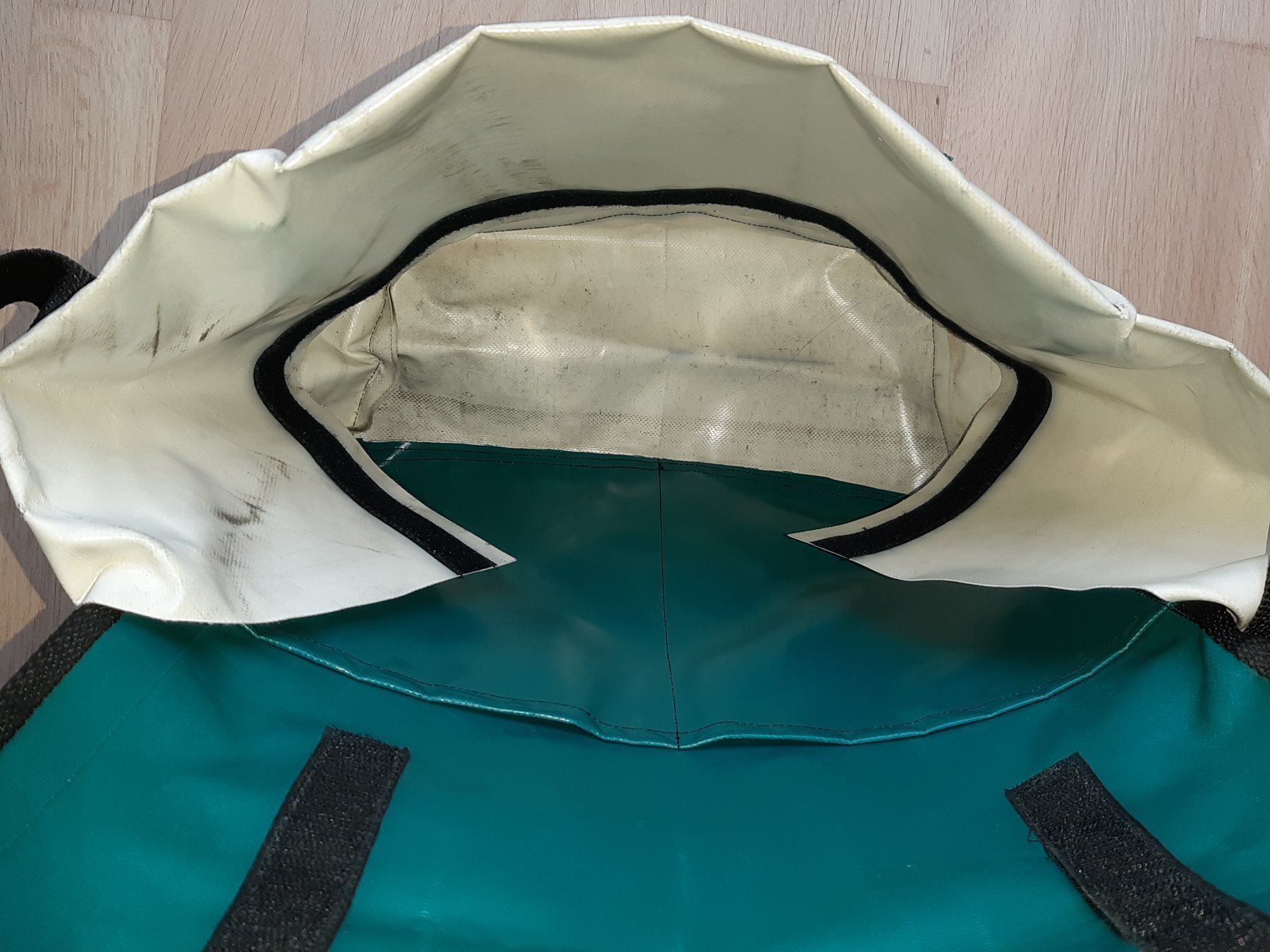 Borse: Swiss Mountain Händ Bägs - Tasche – Usato da Riedern venduto da martigni_88 4