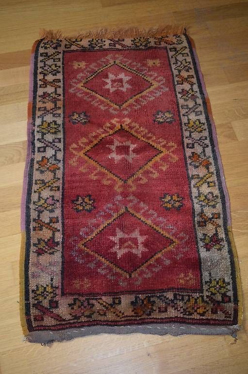 Tappeti: Vieux Tapis Anadol – Usato da Brügg BE venduto da Aristotolius 1