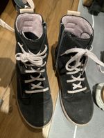 Gut erhaltene Kinderstiefel, Gr. 35, warm, perfekt für den W