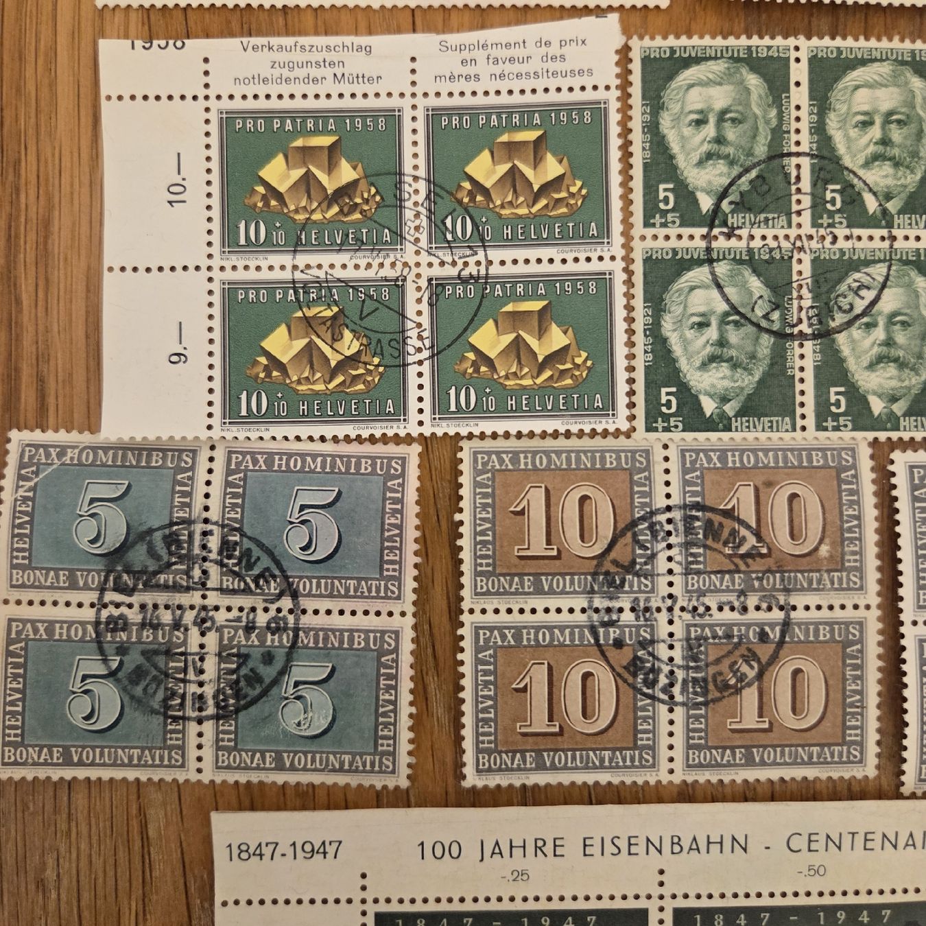 Tous les timbres: Briefmarken 9x  4er Blöcke – D'occasion à Stans par Ducati16 4