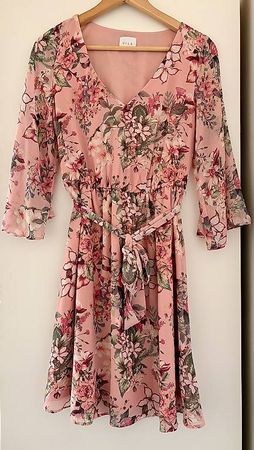 VILA Kleid Gr. 34 rosa floral  neu/ungetragen