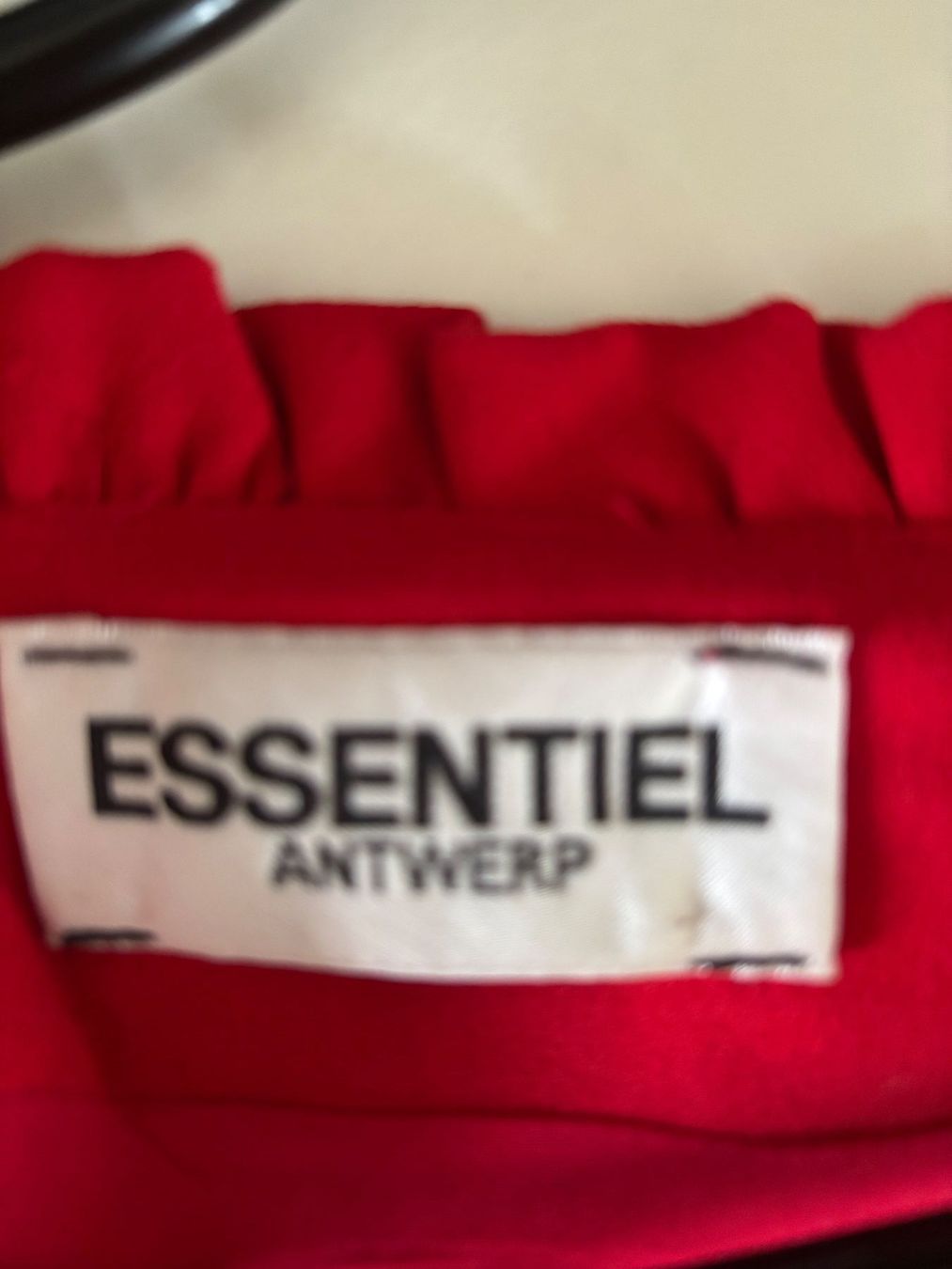 Essentiel Antwerp Vestiti: Kleid Antwerp – Nuovo (secondo la descrizione) da Küsnacht ZH venduto da SL-Vienna 3