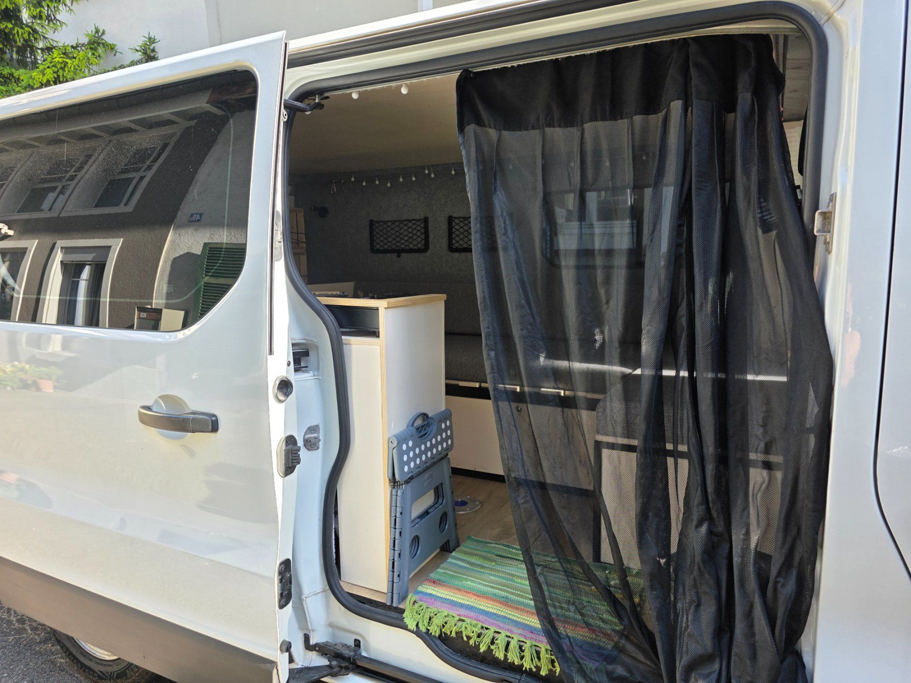Camping Fahrzeuge: Renault Trafic sCi95 – Gebraucht aus Zürich von Racula11 7