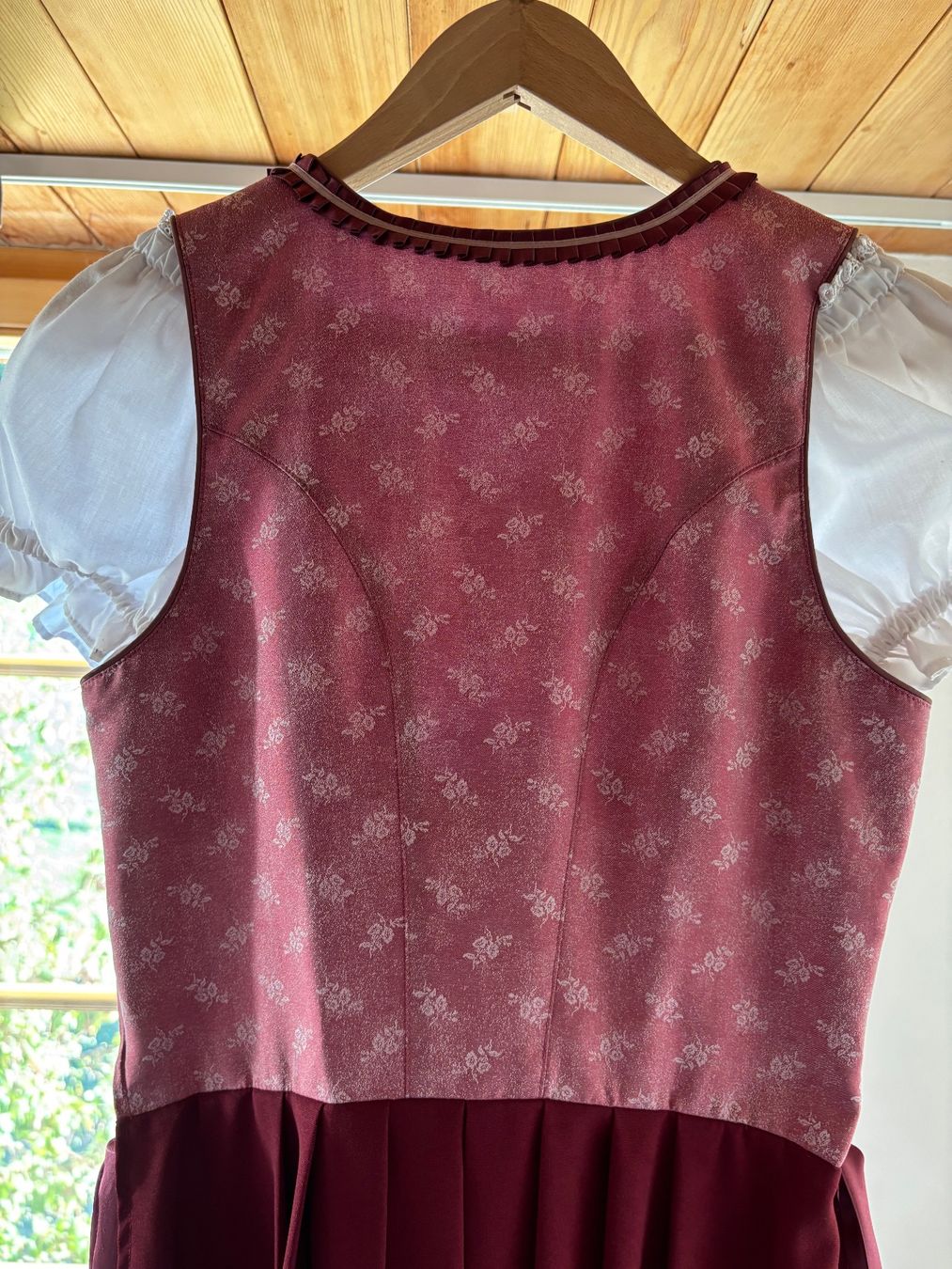 Vestiti: Dirndl Landhaus Kollektion – Usato da Utzigen venduto da lar_gdt6 4