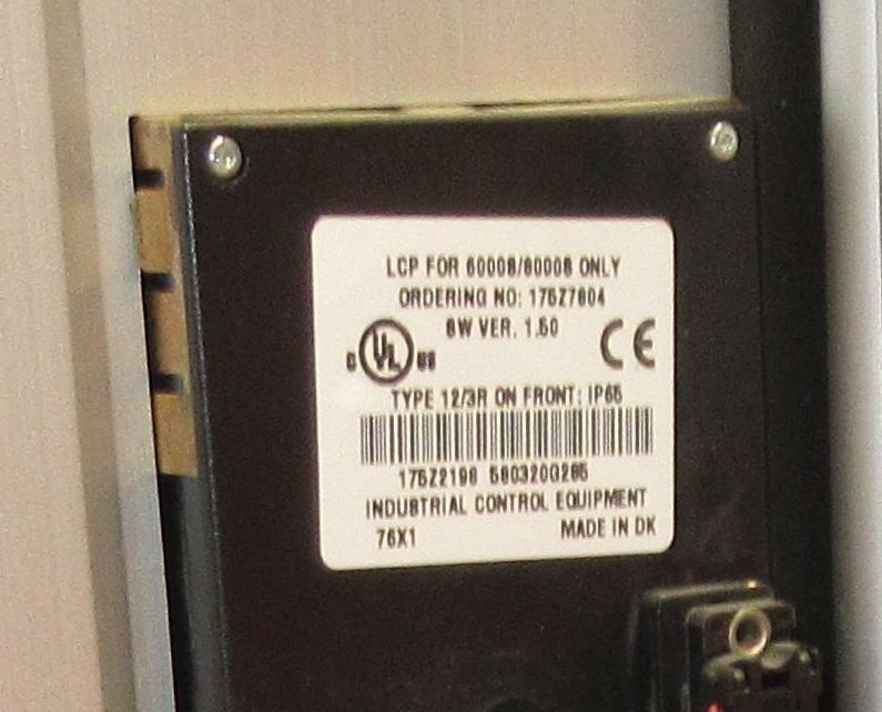 Danfoss Componenti elettronici: Danfoss VLt 8000 AQUA-Frequenzumformer – Usato da Männedorf venduto da livesteam 6