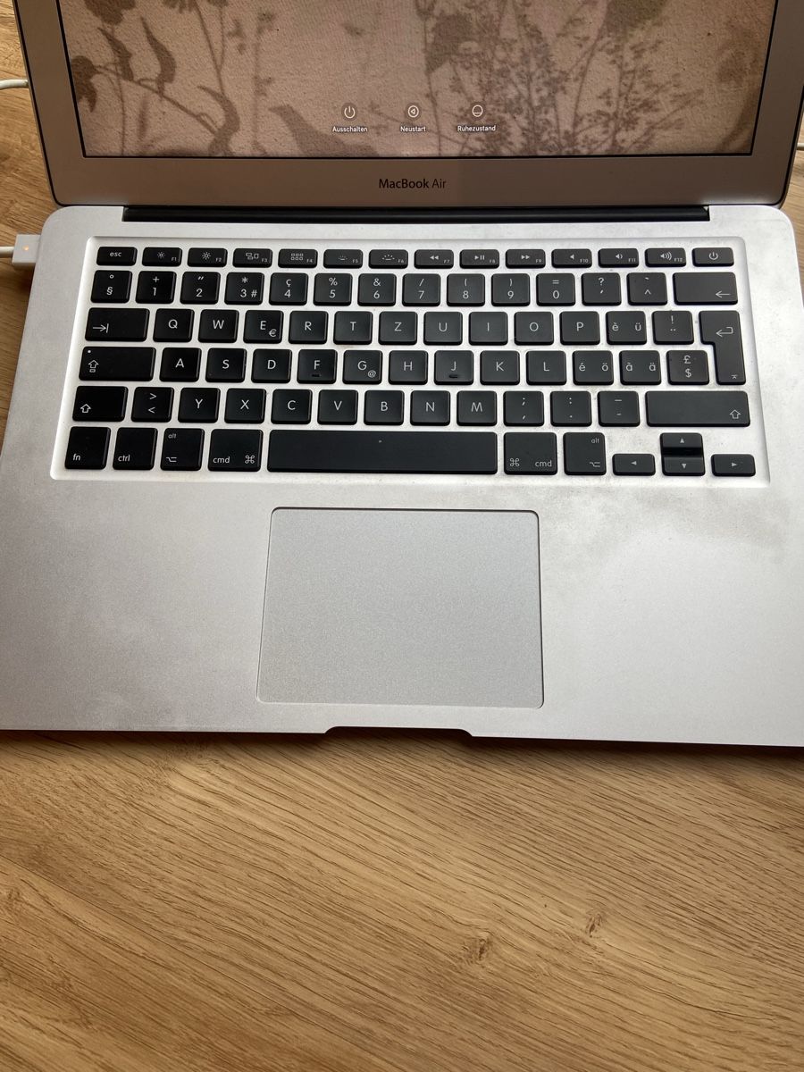 Apple Notebook: MacBook Air 2015 – Usato da Olten venduto da liechti001 1