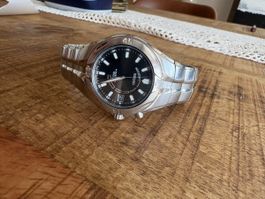 Seiko Kinetic 100m Men's Watch - Great Summer Accessory