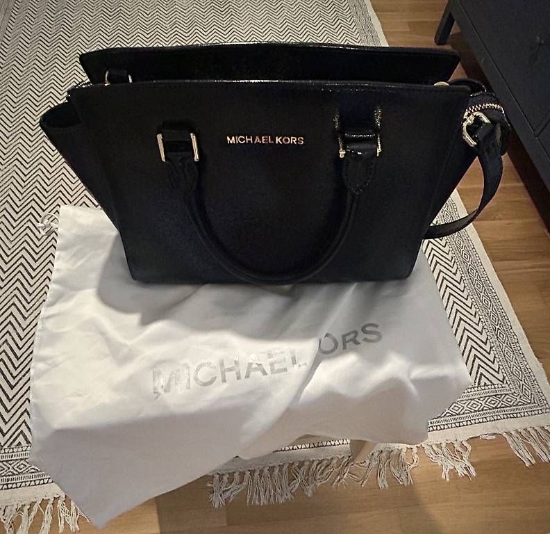Michael Kors Borse da donna: Michael Kors Selma medium – Usato da Schlieren venduto da jul_yrw7 1