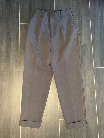 Stoffhose Zara grau Grösse XS neuwertiger Zustand