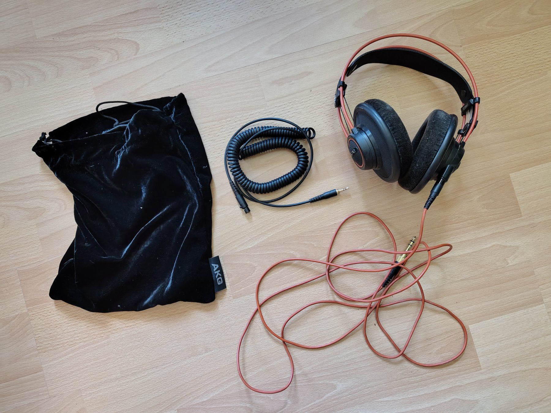 Akg Kopfhörer: AKG K712 pro Kopfhörer – Gebraucht aus Basel von OleThiele