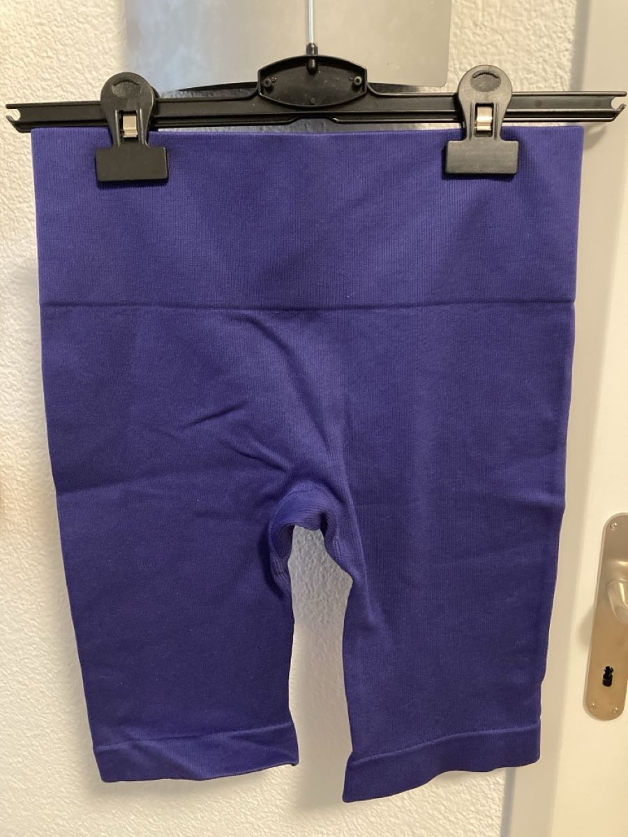 Primark Lotti di vestiti: Sportset violett-blau – Usato da Urtenen-Schönbühl venduto da alessibas 5