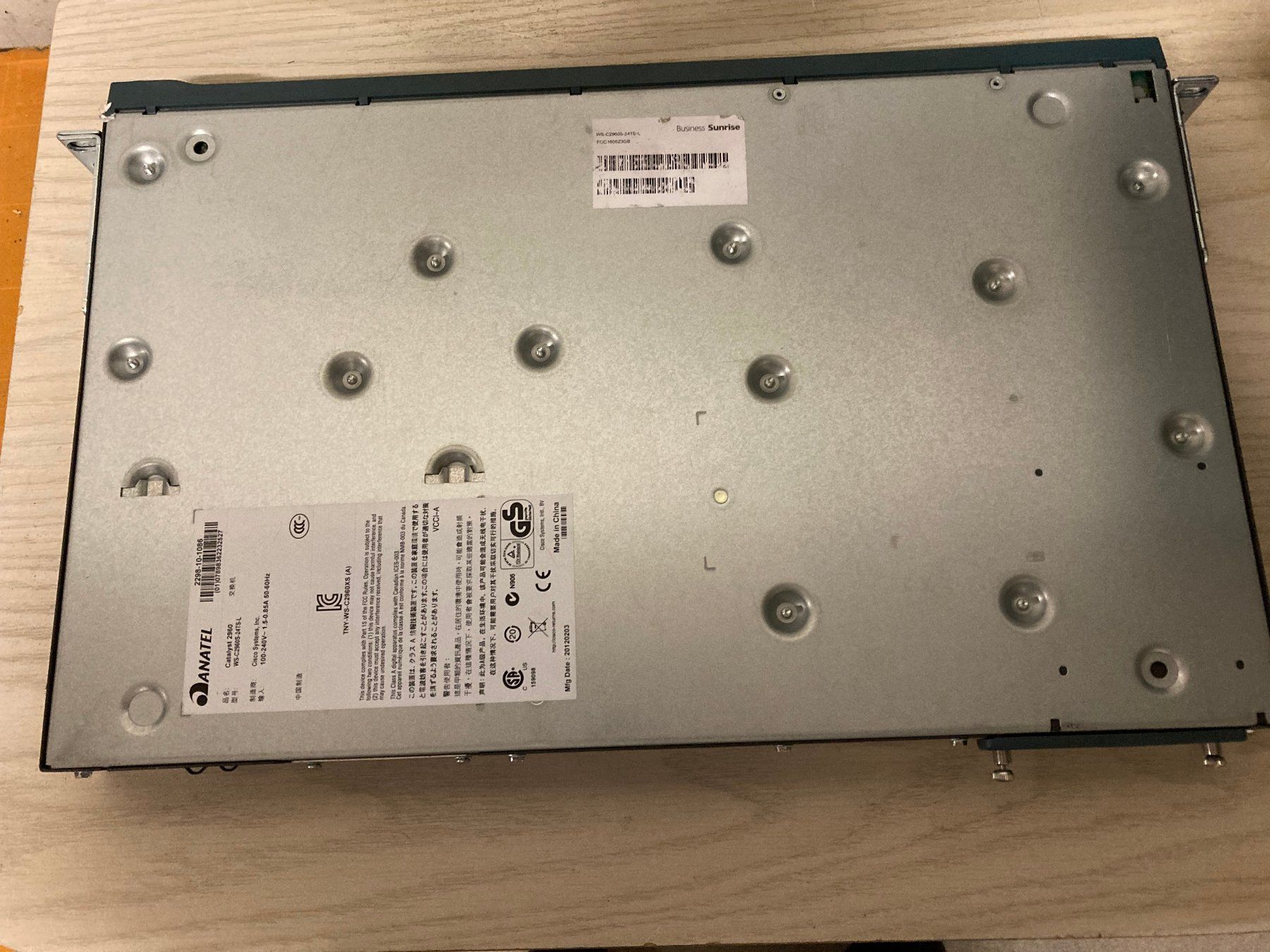 Cisco Hub & Switch: Cisco Catalyst 2960-S Switch – Usato da Wettingen venduto da Schabernack_sam 7