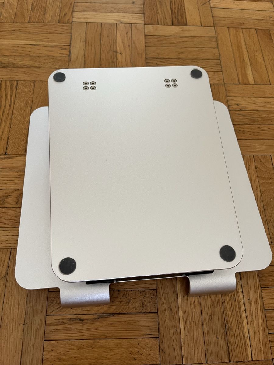 Racks & Cavalletti: Laptopständer Alu – Usato da Fribourg venduto da luy_bbb6 6