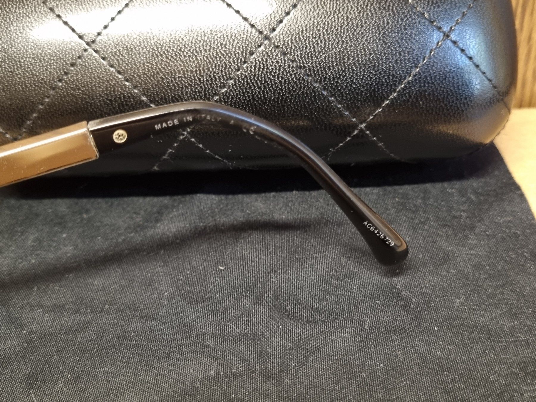 Chanel Occhiali & Lenti: Chanel Brille mit Etui Schwarz – Usato da Schaffhausen venduto da Leveron13 5