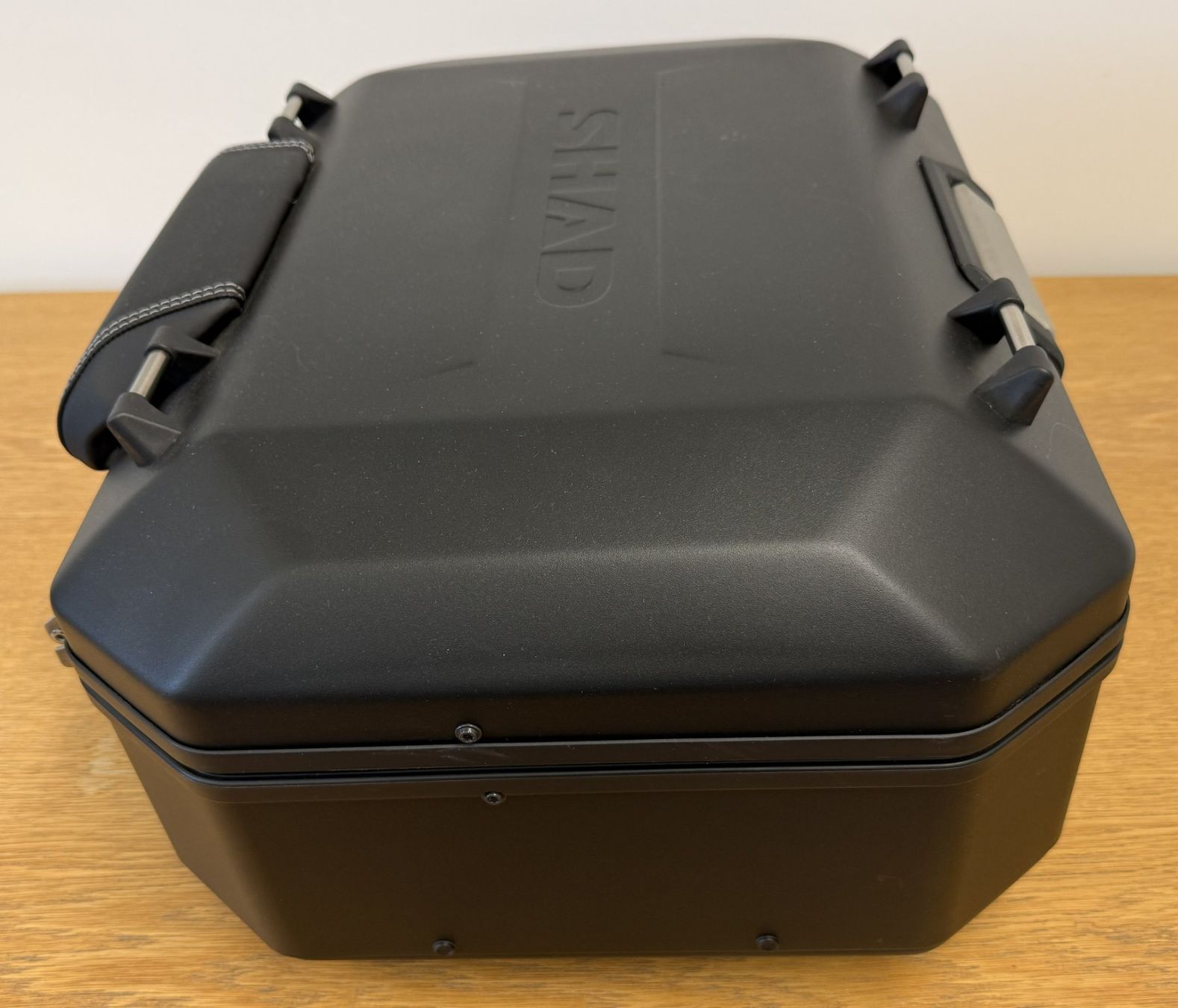 Topcase: Shad Top Case TR37 Terra, Black Edition – Usato da Dietikon venduto da dari1961 1