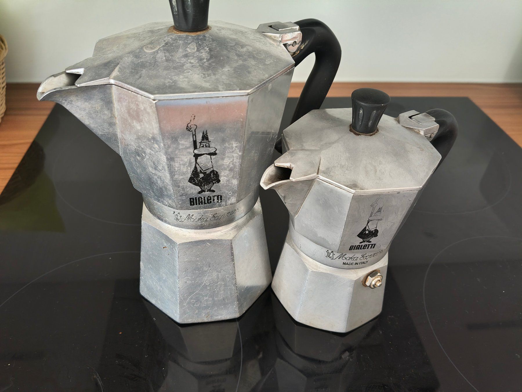 Bialetti Kaffeemaschinen & Espressomaschinen: Bialetti Espressokocher Klein+gross – Gebraucht aus Suhr von xmj
