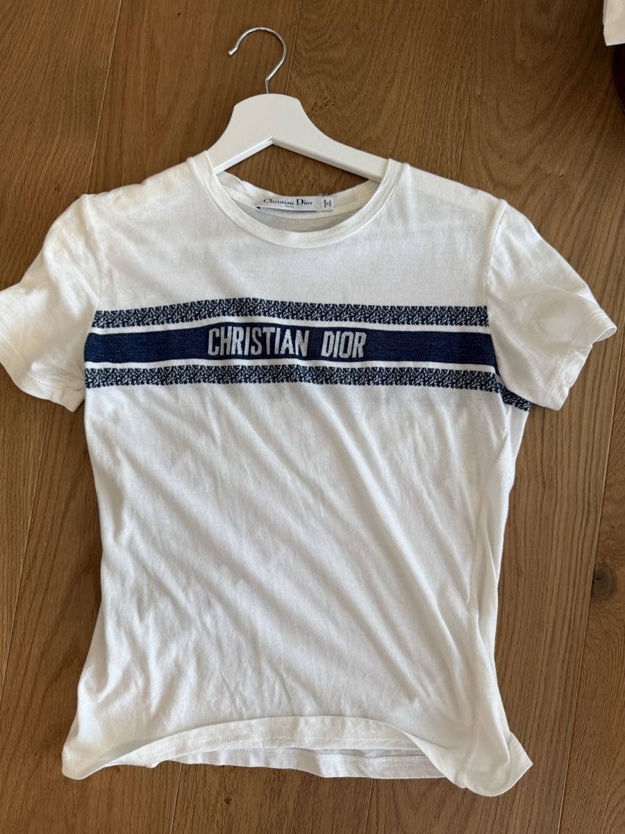 Dior T-shirt: Dior T-shirt – Nuovo (secondo la descrizione) da Mellingen venduto da eli_7hdx
