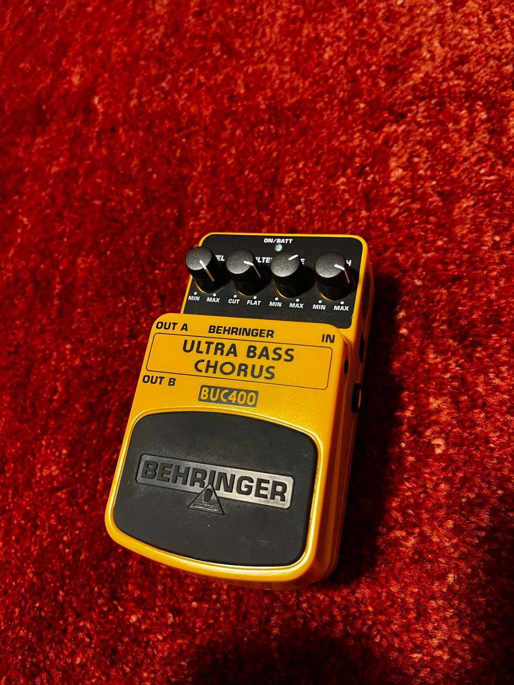 Behringer Musikinstrumente: Behringer Ultra Bass Chorus BUC400 – Gebraucht aus Wettingen von Papalota