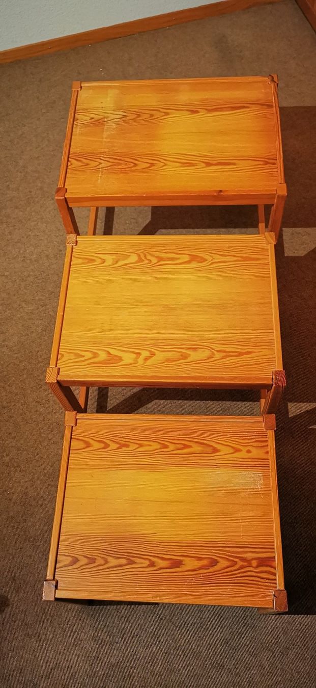 Tavoli: Scand. Nesting-Tables / Satz-Tische 3-teilig Vollholz – Usato da Henggart venduto da hen_9f22 3