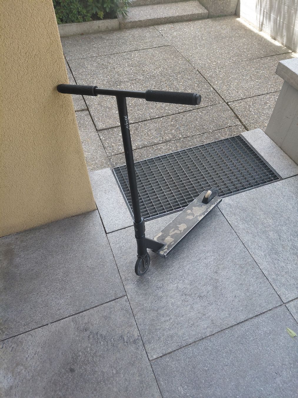 Scooter: scooter perfekt gemacht für tricks oder skaterplatz – Usato da Glattbrugg venduto da din_nl6n 2
