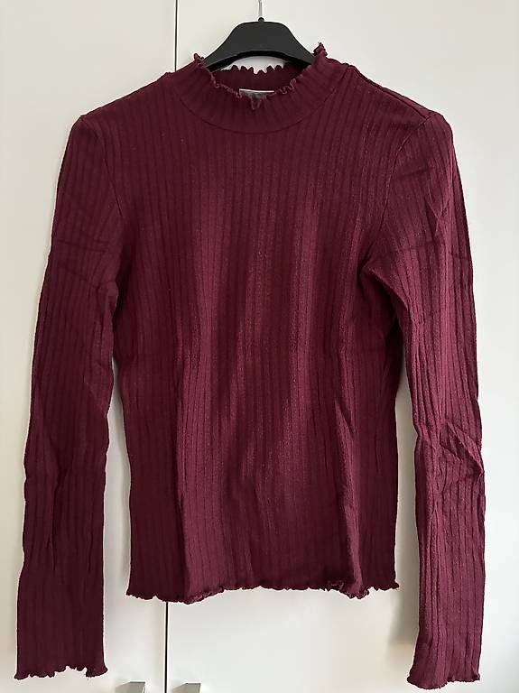 Maglioni & Felpe: Weinroter Pullover – Usato da Basel venduto da rebecca_b