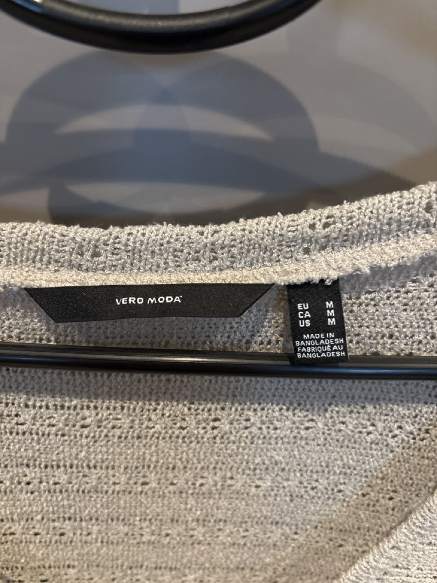 Vero Moda Giacche: Vero Moda Strickjäckchen beige Grösse M – Usato da Rorschacherberg venduto da Kpas 1