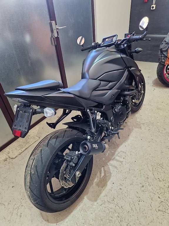 Strada: Suzuki GSXS 750 – Usato da Kölliken venduto da Chilfiker 2