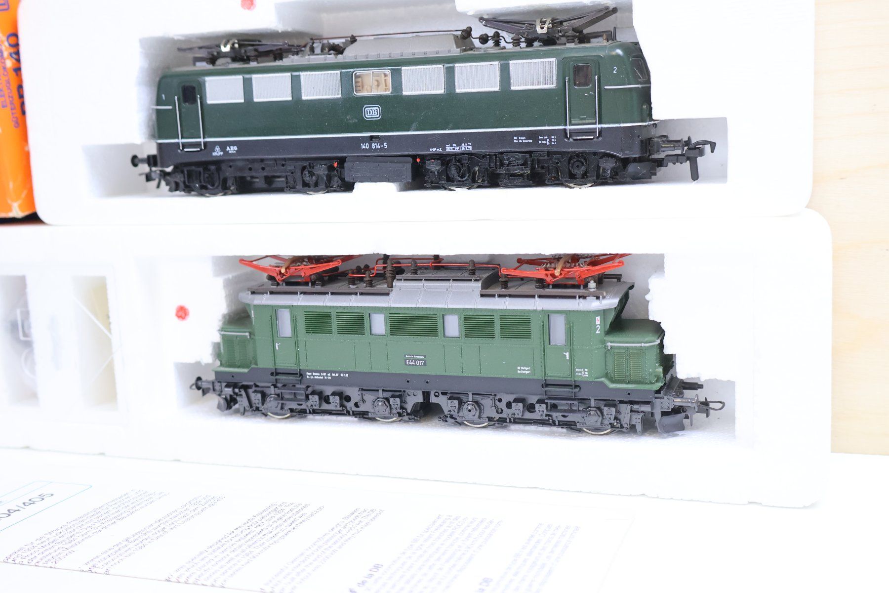 Roco Modellini di ferrovie: ROCO 2 x E-Loks - H0 DC Doppelpack – Usato da Winterthur venduto da Monstera 3
