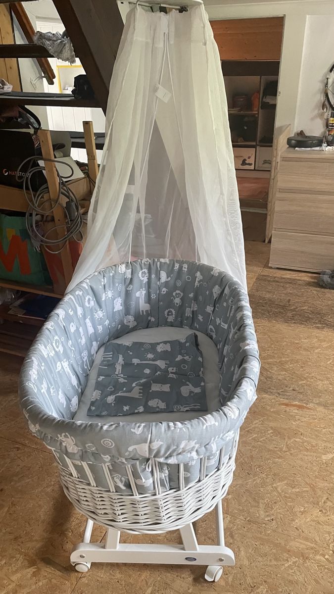 Alvi Wiegen & Stubenwagen: Stubenwagen – Gebraucht aus Goldingen von FirebirdLady92 1
