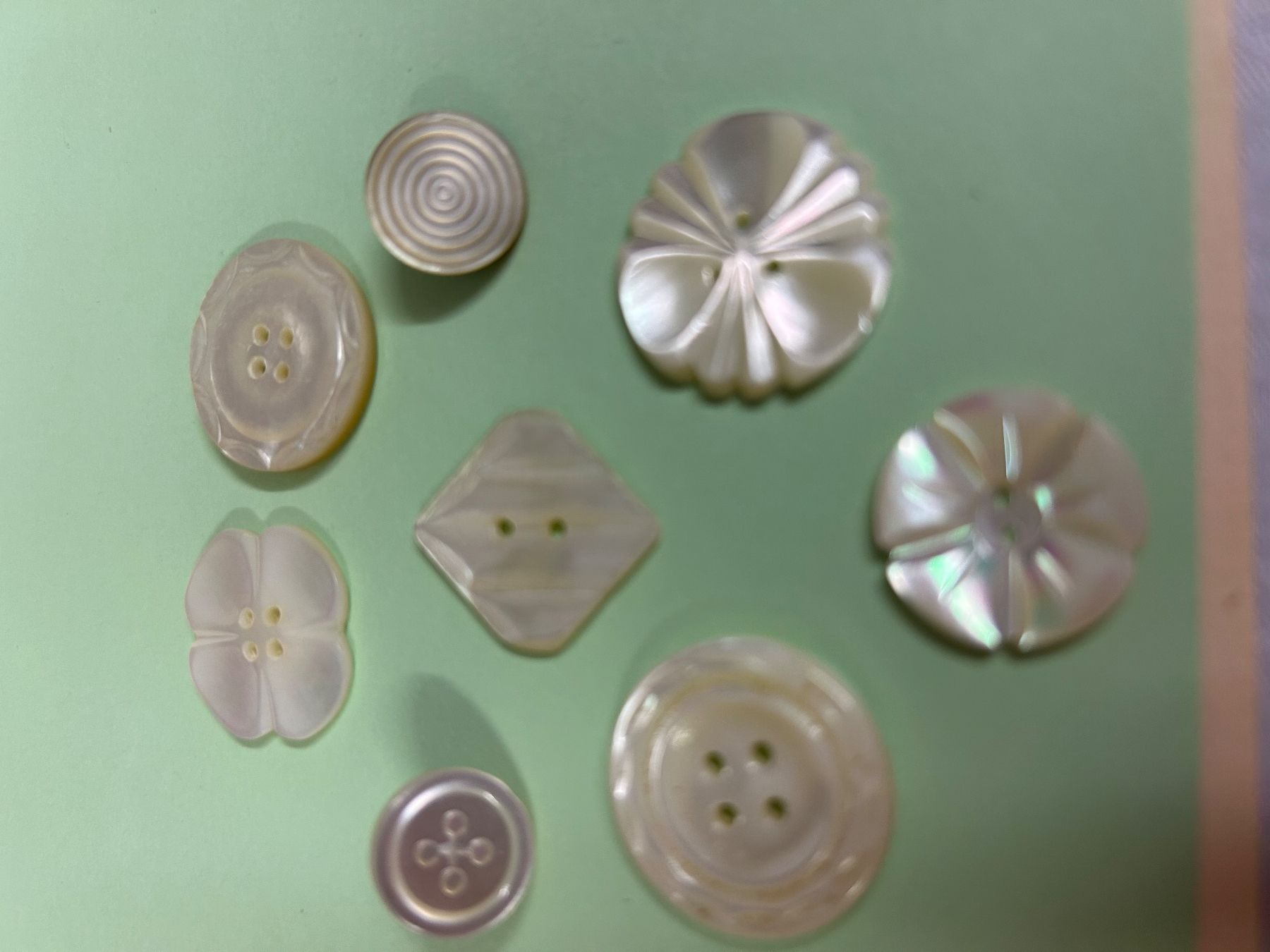 Boutons: Antike Perlmutter Knöpfe – Neuf (Voir description) à Pfeffingen par Alusru70