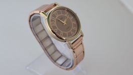 bay Studio Damen Uhr läuft mit Garantie