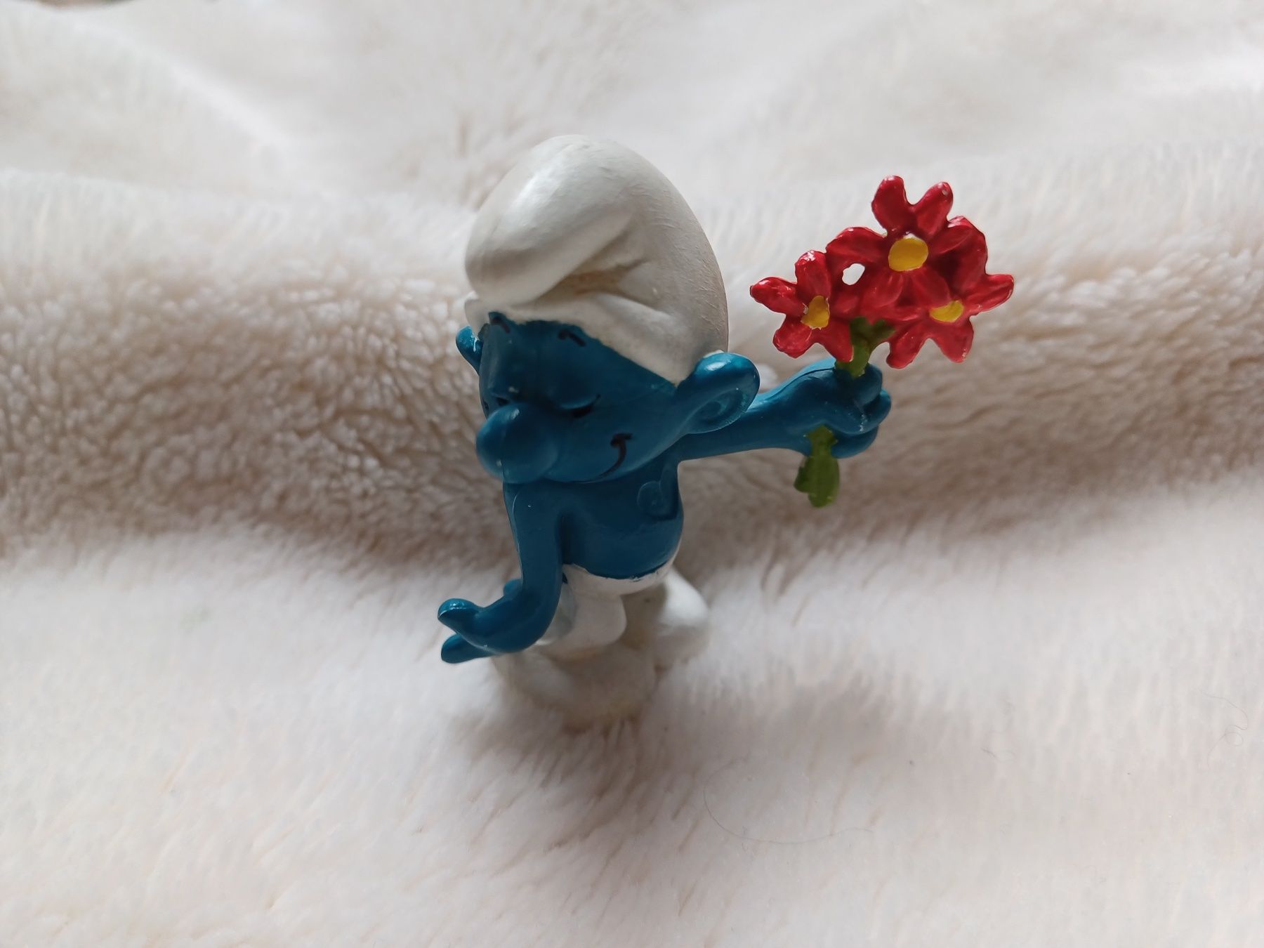 Schleich Statuette: Schleich und Peyo - Schlumpf mit Blumen – Usato da Würenlos venduto da Abracadabra26 2