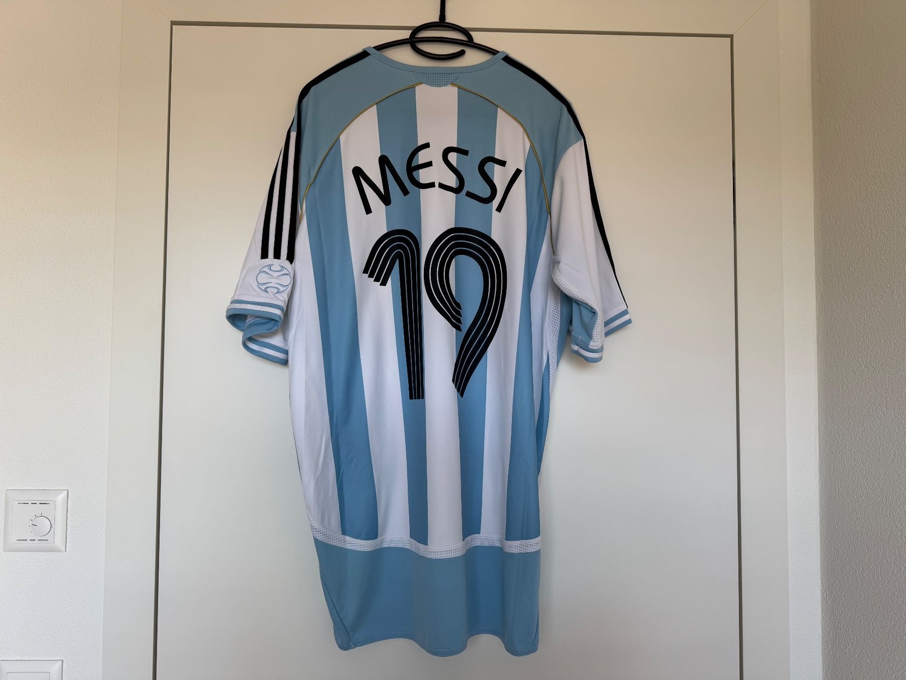Adidas Leibchen & Hosen: Argentinien Messi Trikot WM 2006 – Neu (gemäss Beschreibung) aus Aadorf von siggiesmallzz