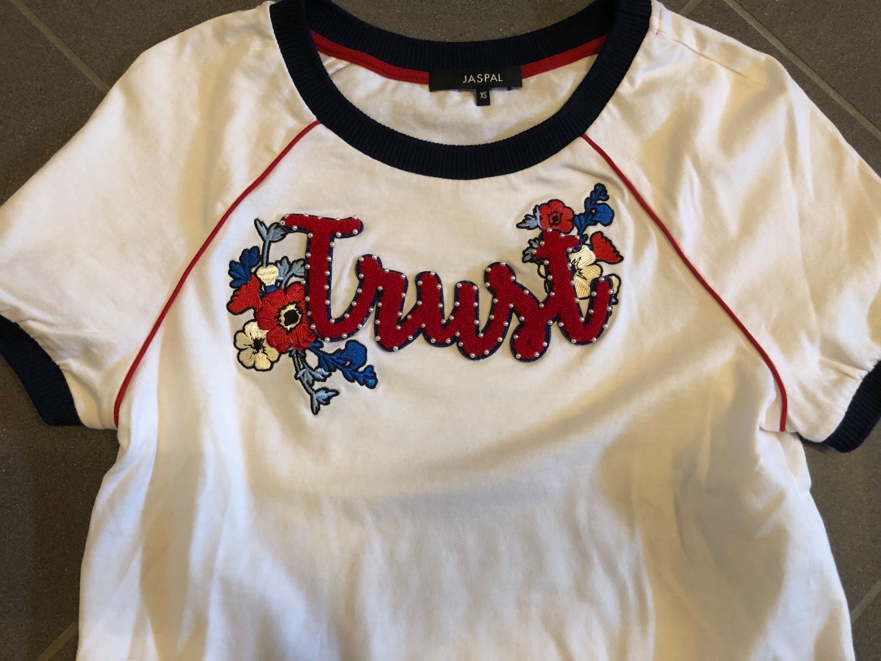 T-shirt: T-Shirt XS neu – Nuovo (secondo la descrizione) da Birrwil venduto da vanyboo 2
