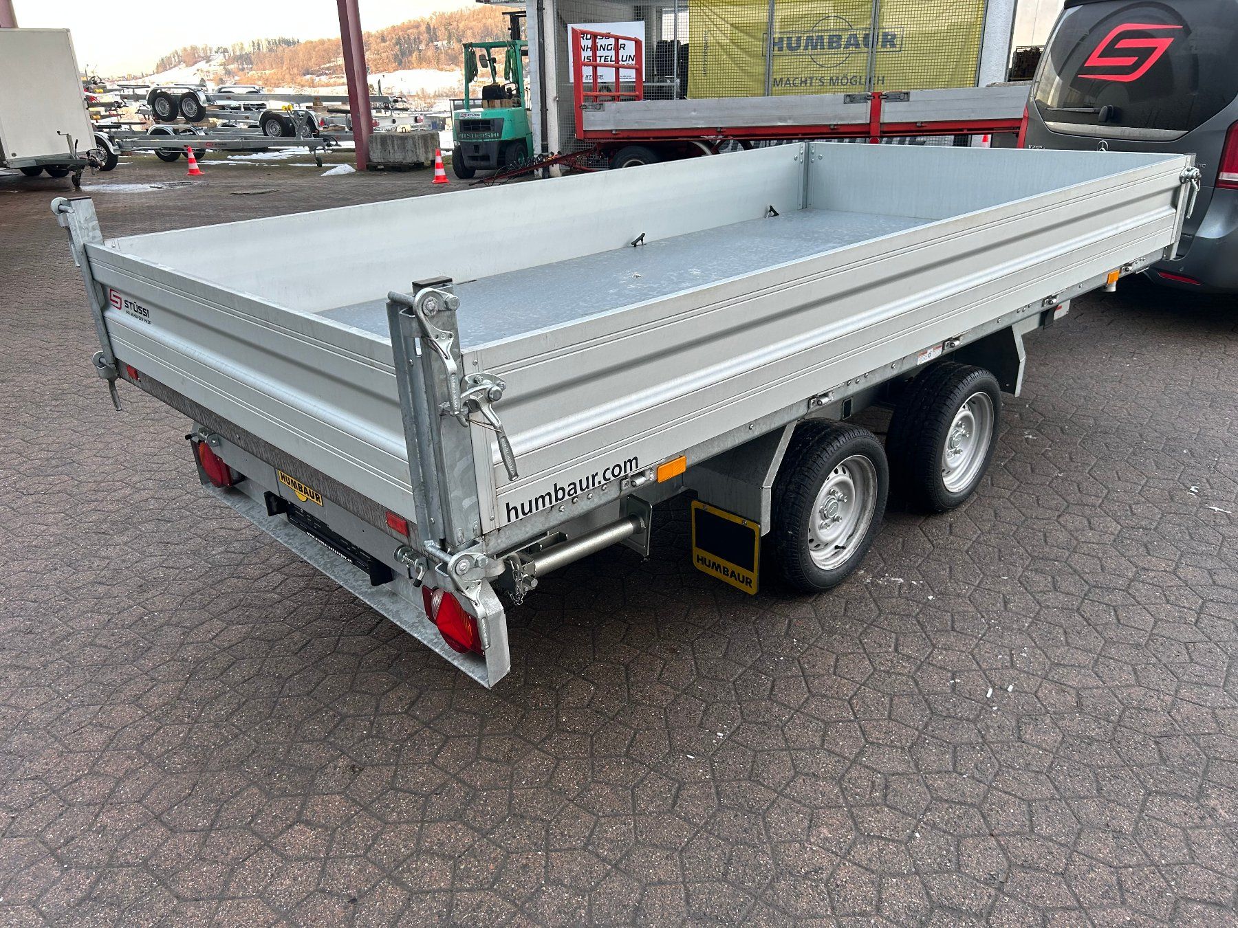 Humbaur Rimorchi: Dreiseiten Kipper HTK 3500.37 Alu – Nuovo (secondo la descrizione) da Wettswil venduto da Stuessi54 4