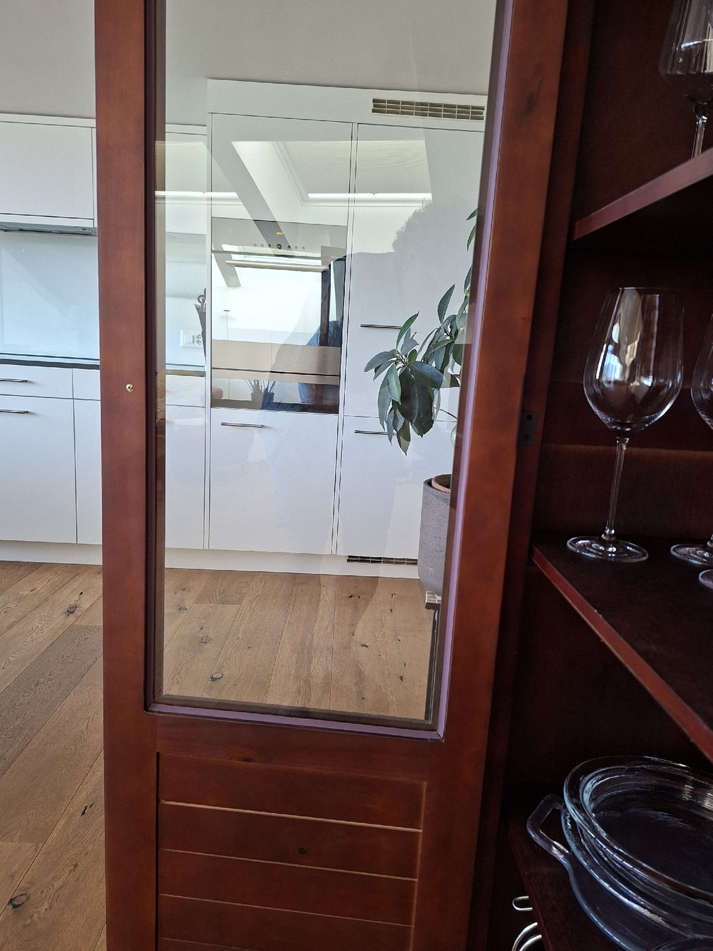 Armadi: Vitrinenschrank 188x112x45 – Usato da Flims Dorf venduto da Wuschel03 1