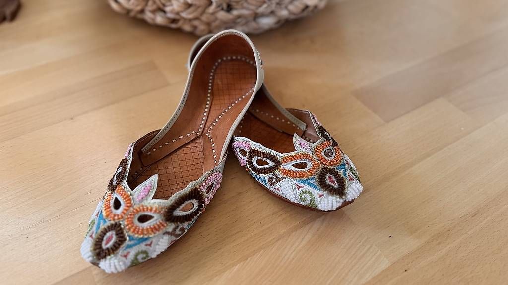 Scarpe da donna: Orientalische Damen Slipper aus echtem Leder – Nuovo (secondo la descrizione) da Lachen SZ venduto da honeybee67