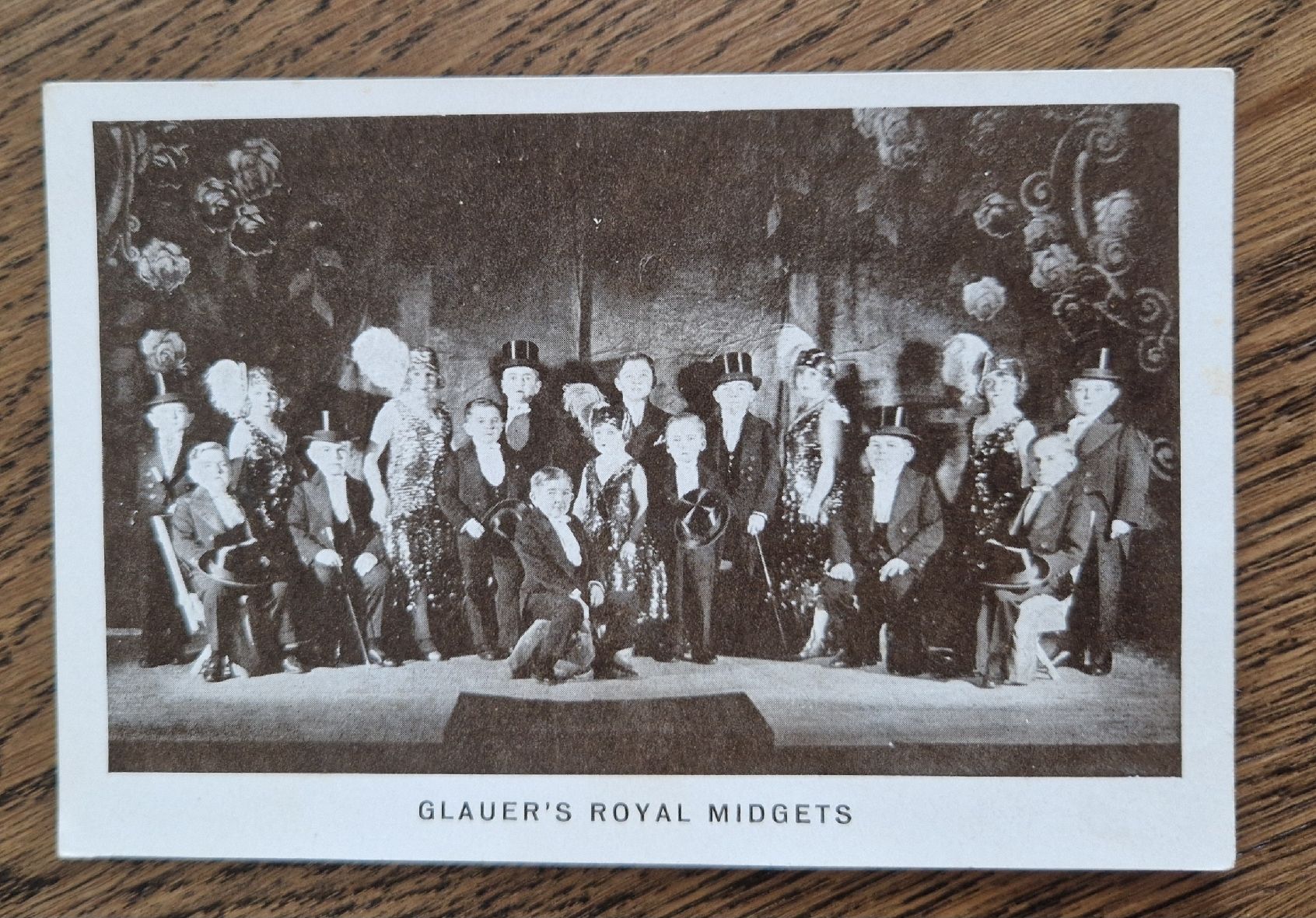 Cartoline postali: Glauser's Royal Midgets – Usato da Ebikon venduto da Donar50